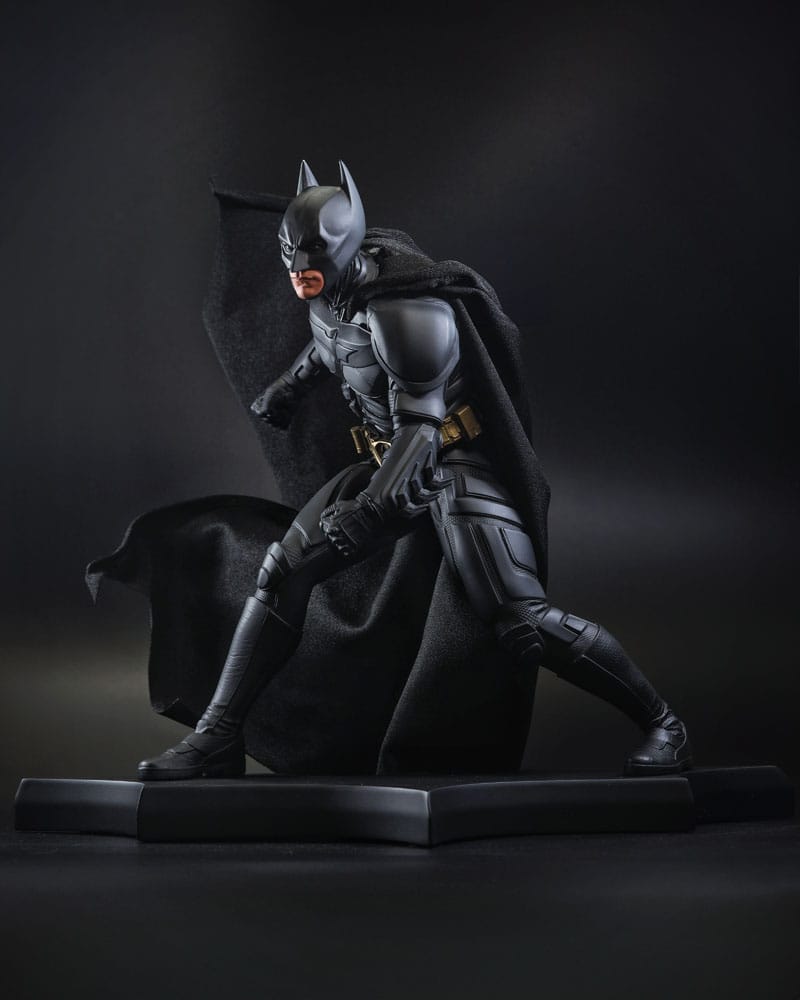 DC Direct  Statue DC Movie Statues Batman (The Dark Knight) 24 cm